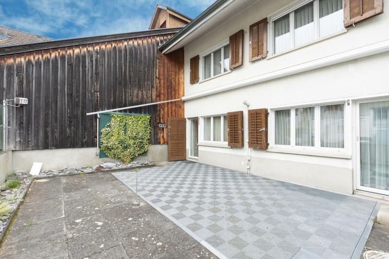 Einfamilienhaus mit Werkstatt im Dorfkern (14)