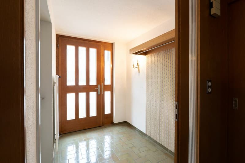 Einfamilienhaus mit Werkstatt im Dorfkern (3)