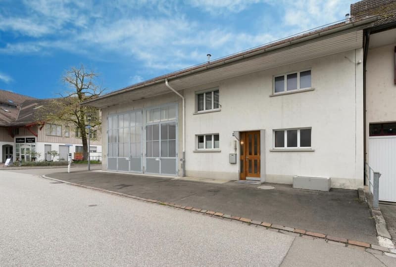 Einfamilienhaus mit Werkstatt im Dorfkern (2)