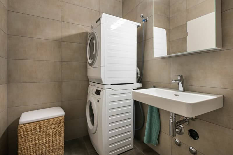 Moderne Dachwohnung mit Neubaucharakter (6)