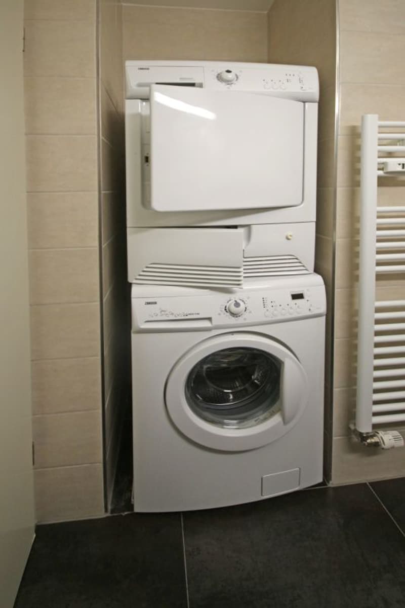 Modern apartment sought? - In the center with ideal connections! (6)