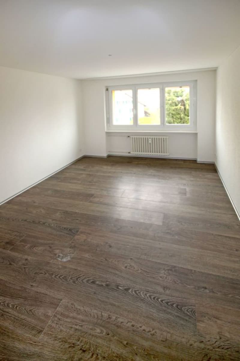 Modern apartment sought? - In the center with ideal connections! (3)