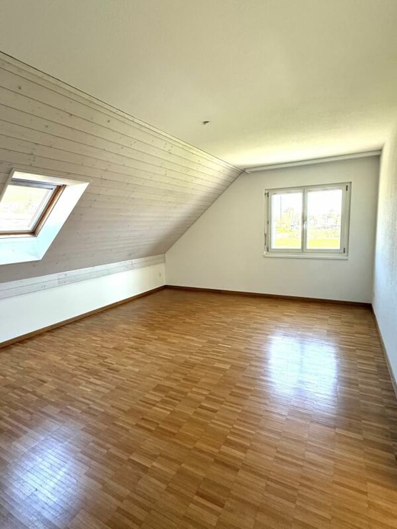 4.5-Zimmer-Maisonette-Wohnung an ruhiger & zentraler Lage (11)