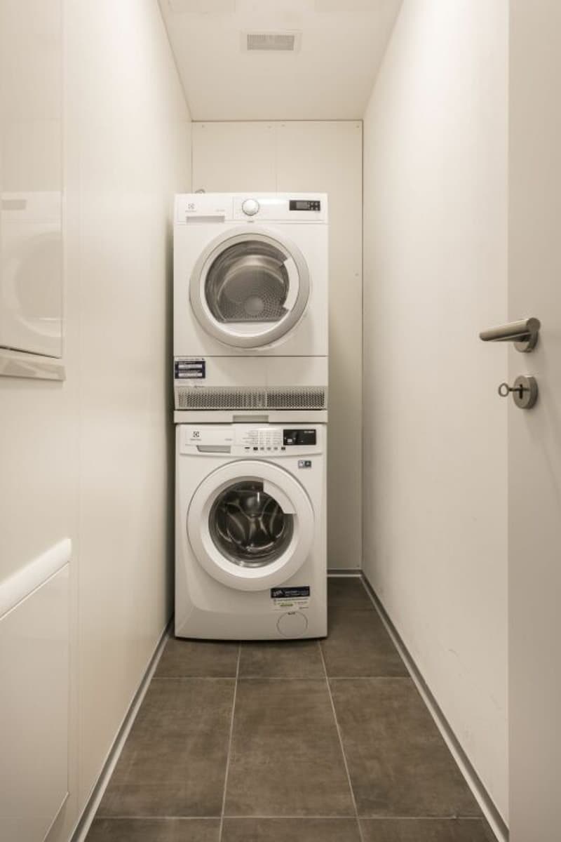 Modern I ideale Anbindungen I gepflegte Überbauung (8)