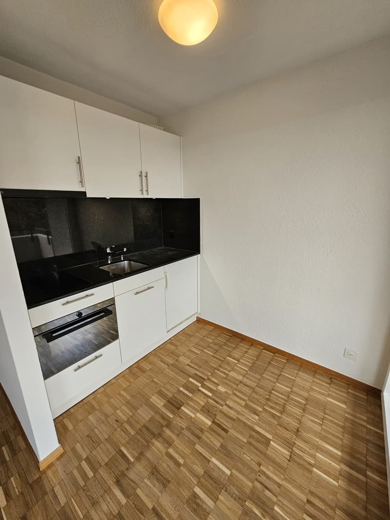 Single Wohnung mit Balkon (3)