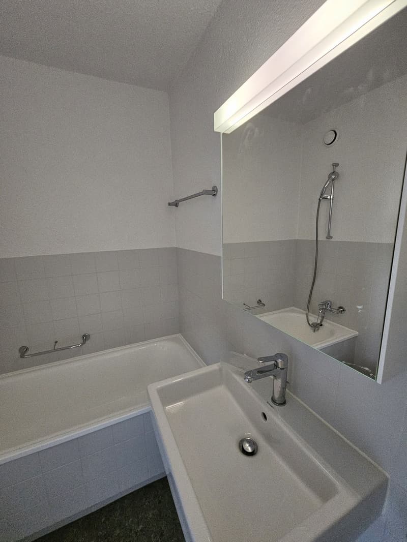Single Wohnung mit Balkon (4)