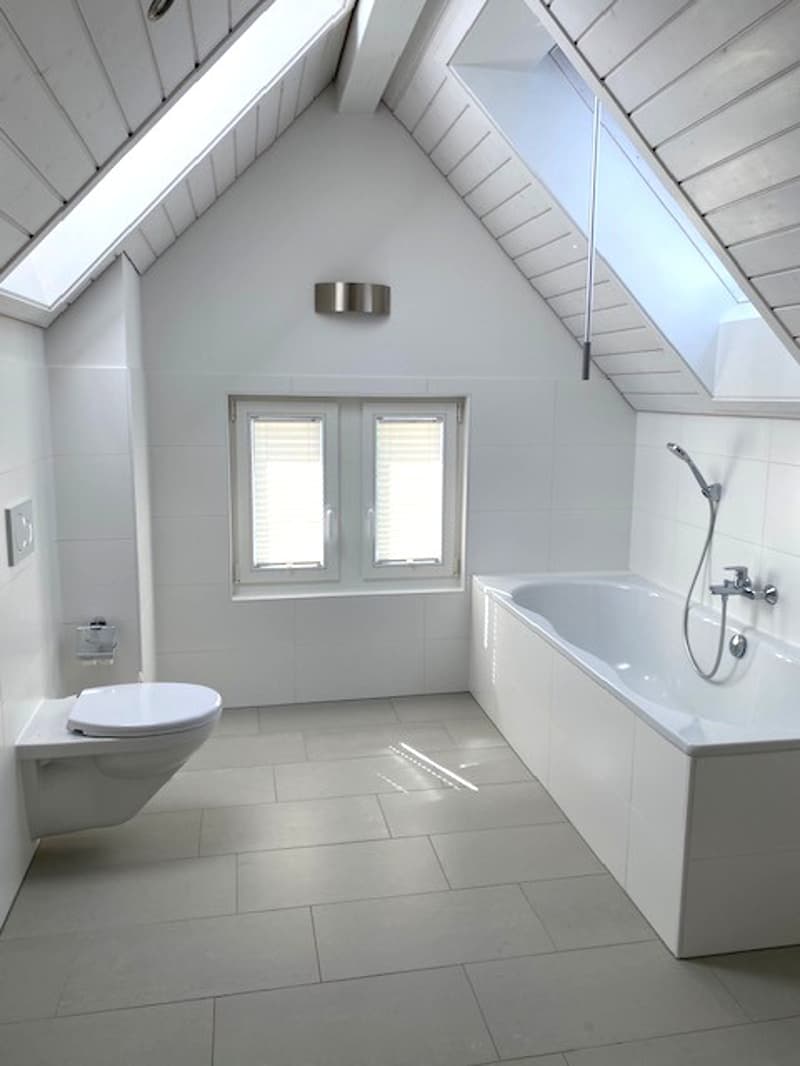 Altbau 5.5-Zimmer-Maisonette-Wohnung mit Weitsicht in Arbon (6)