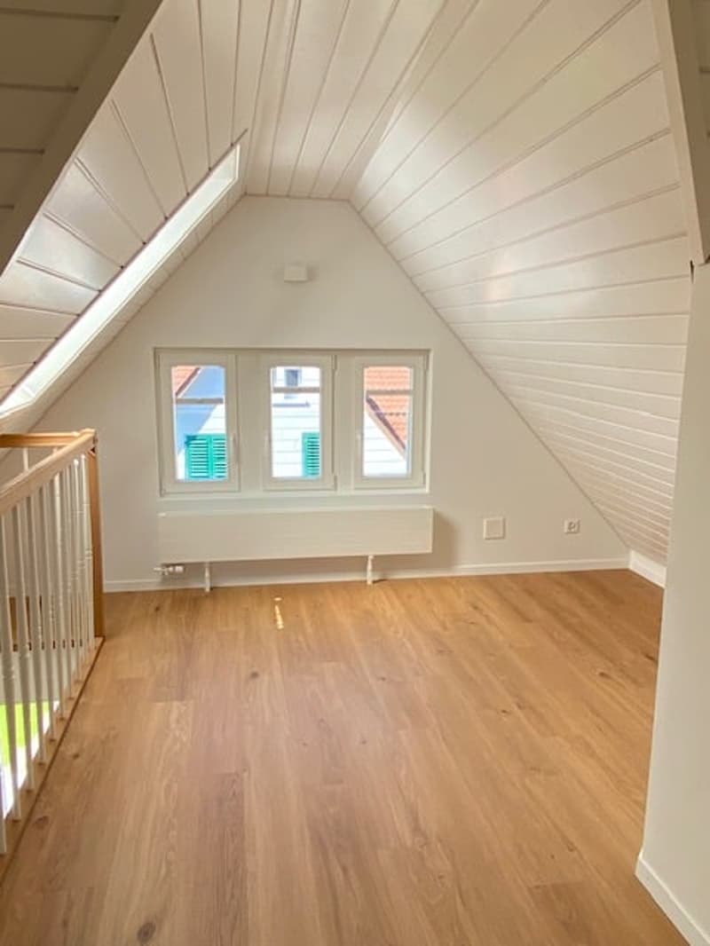 Altbau 5.5-Zimmer-Maisonette-Wohnung mit Weitsicht in Arbon (9)