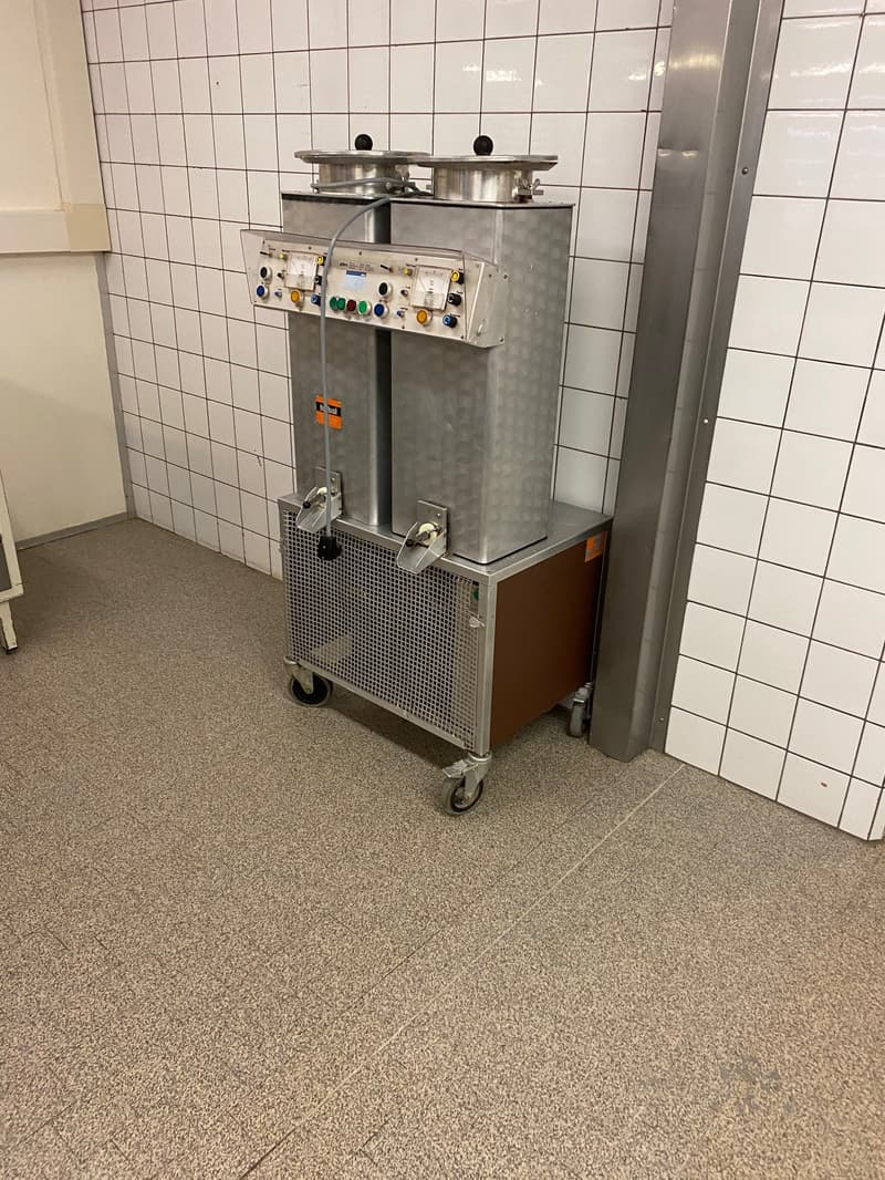 Restaurant de luxe avec café & takeaway dans un emplacement central à Uzwil ! (13)