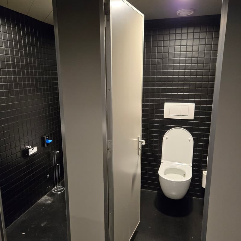 Restaurant de luxe avec café & takeaway dans un emplacement central à Uzwil ! (15)