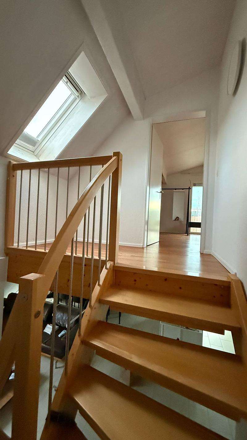 Luxuriöse 3 1/2 Minergie Maisonette Dach-Wohnung mit atemberaubende Aussicht und Balkon (25)