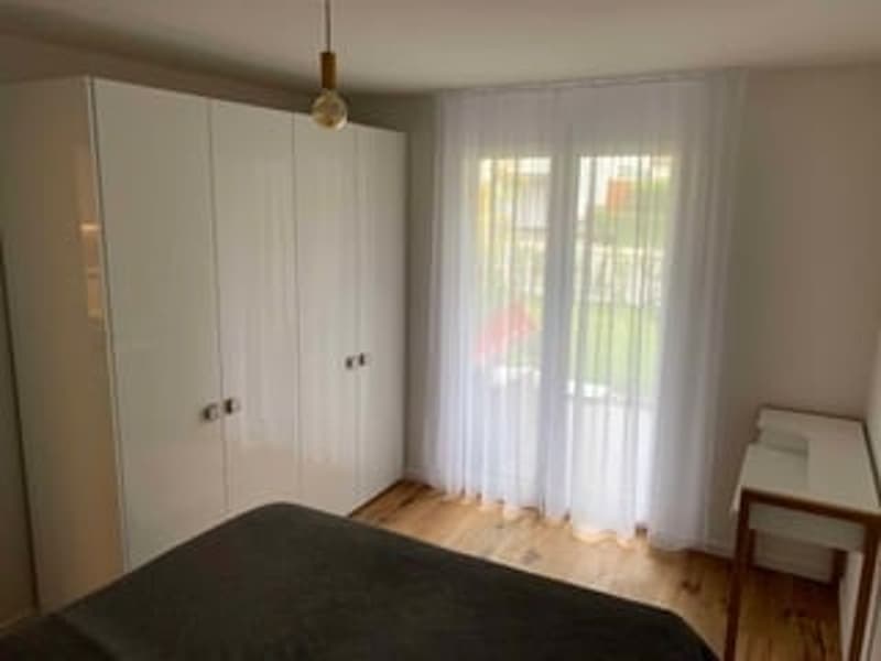Luxurious 2 1/2 room apartment with private laundry tower and large balcony (9)