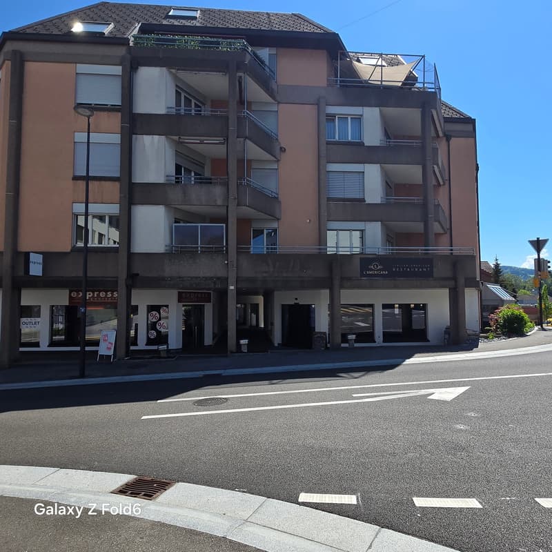 Appartamento 6.5 locali nel centro di Uzwil con terrazza, ascensore e 2 bagni (2)