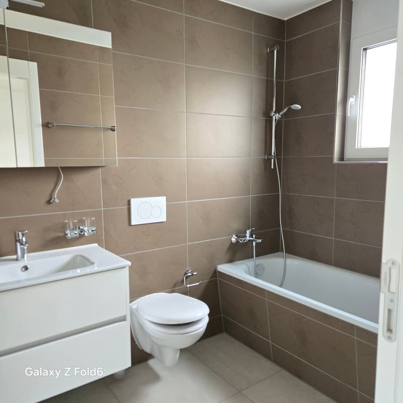 Appartamento moderno da sogno di 3,5 locali con due bagni (9)