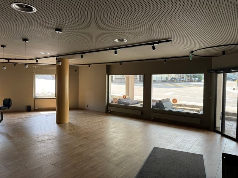 Spacious restaurant in top location – 350 m² including winter garden & outdoor area (7)