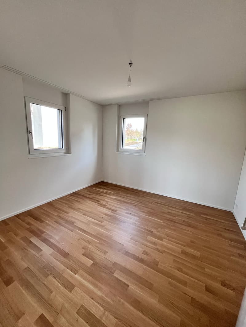 Appartement au rez-de-chaussée avec vue panoramique dans le meilleur emplacement ensoleillé du Zürcher Weinland (10)