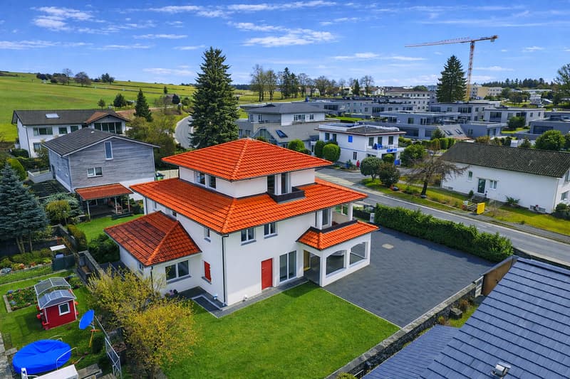 Rental Property / Multi-Generation House in Fahrwangen AG (1)