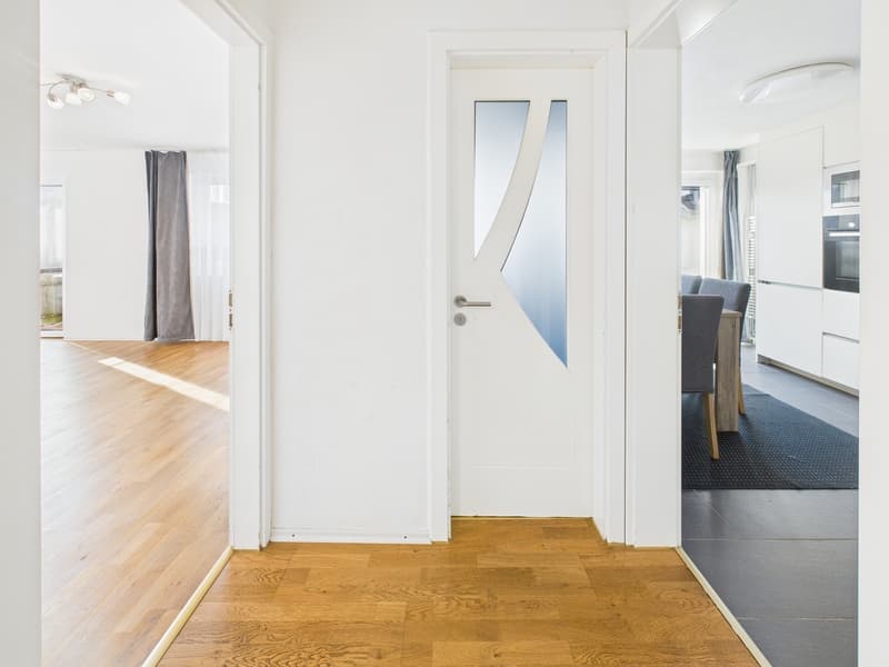 Exklusive Lage 5.5-Zimmer Reihenhaus Volketswil (2)