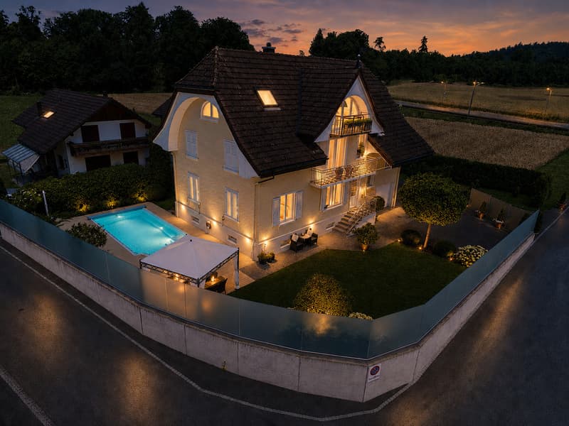 6.5-Zimmer Liebhaber Villa mit Swimmingpool in Seon (6)