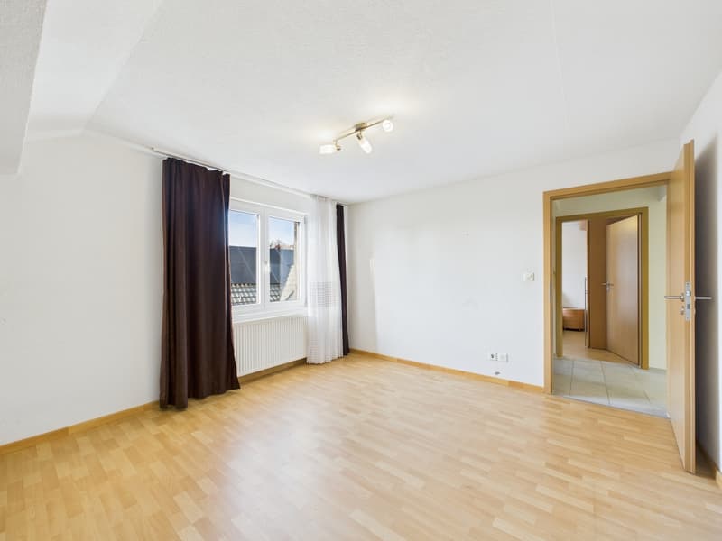 Exclusive location 5.5-room row house Volketswil (10)