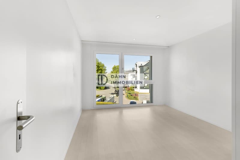Attico luminoso 5.5 locali con terrazza di 130 m² a Schlieren (11)