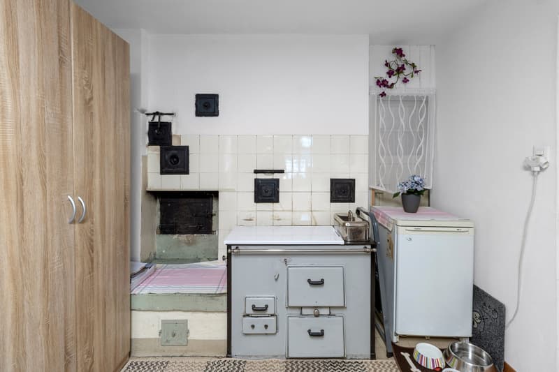 Charmantes 9-Zimmer-Reihenhaus mit Garage in Trasadingen kaufen (9)