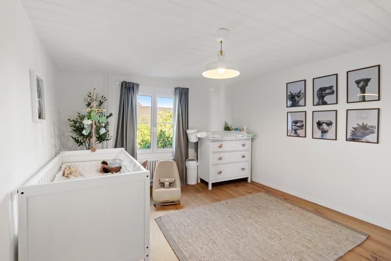 7-Zimmer Reihenhaus mit Charme in Wilchingen kaufen (8)