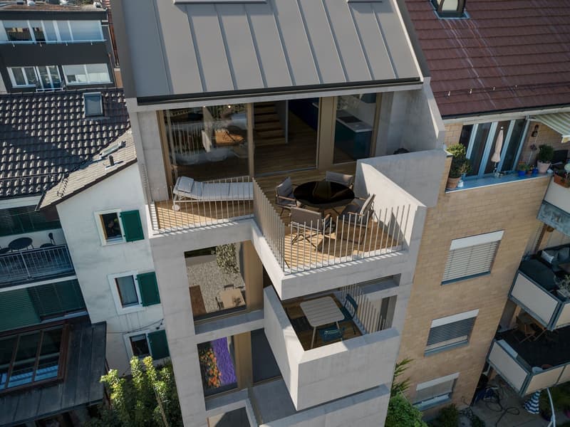 Attikawohnung mit Terrasse und Sicht über die Dächer