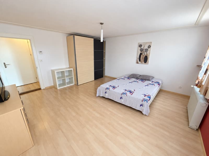Vier Zimmer an ruhiger Lage – einzeln oder gemeinsam mietbar (1)