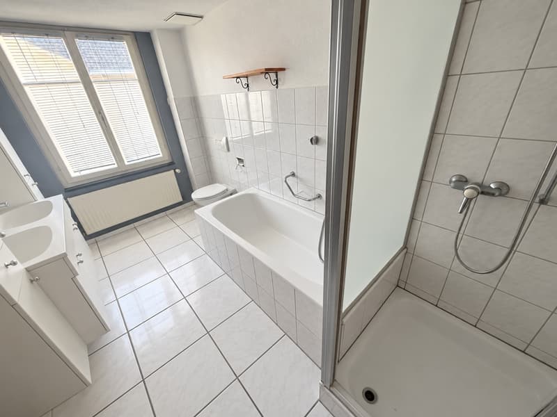 Vier Zimmer an ruhiger Lage – einzeln oder gemeinsam mietbar (3)