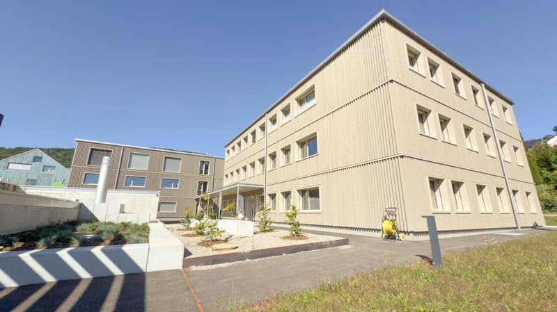 Premier occupant dans le bâtiment de haute qualité - votre nouvel espace commercial au centre de Küttigen (3)
