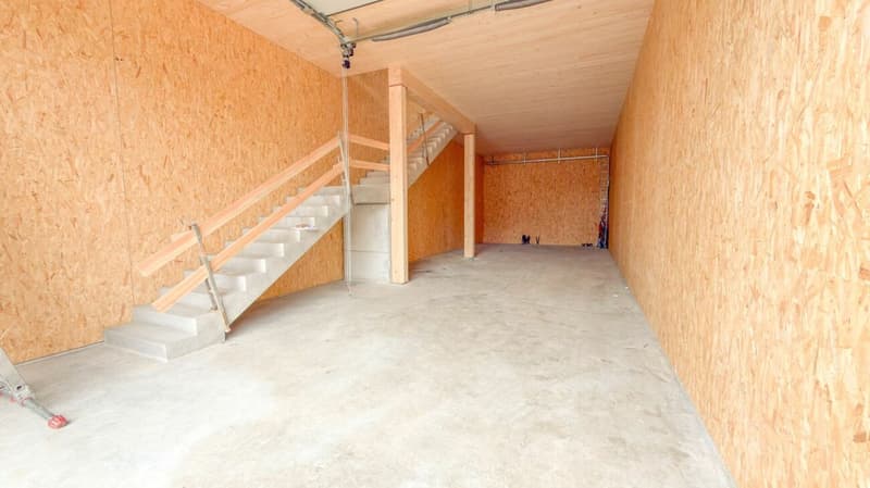 Nachhaltige Edelrohbau-Boxen mit Autobahnanbindung - für Büro, Workshop & mehr (5)