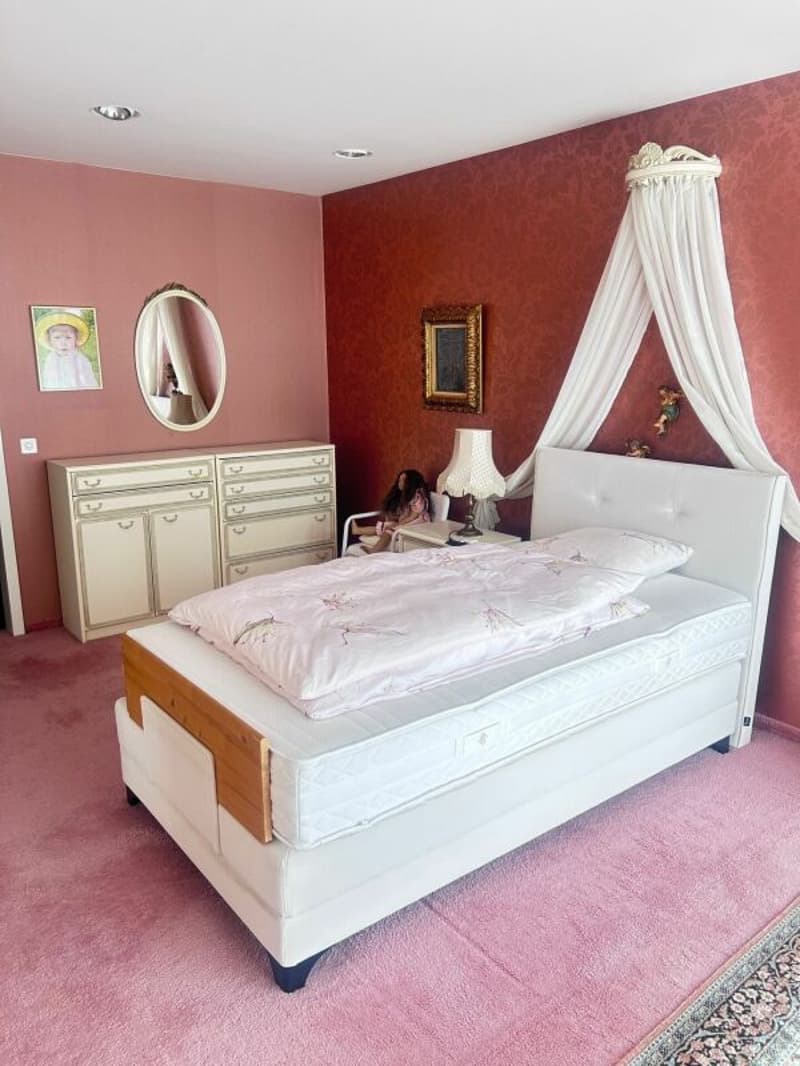Maison unifamiliale indépendante avec jardin de style parc à louer (10)