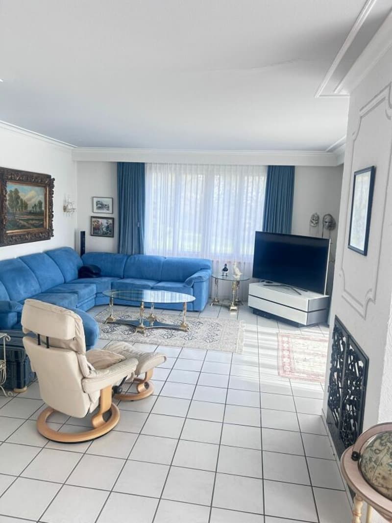 Maison unifamiliale indépendante avec jardin de style parc à louer (6)