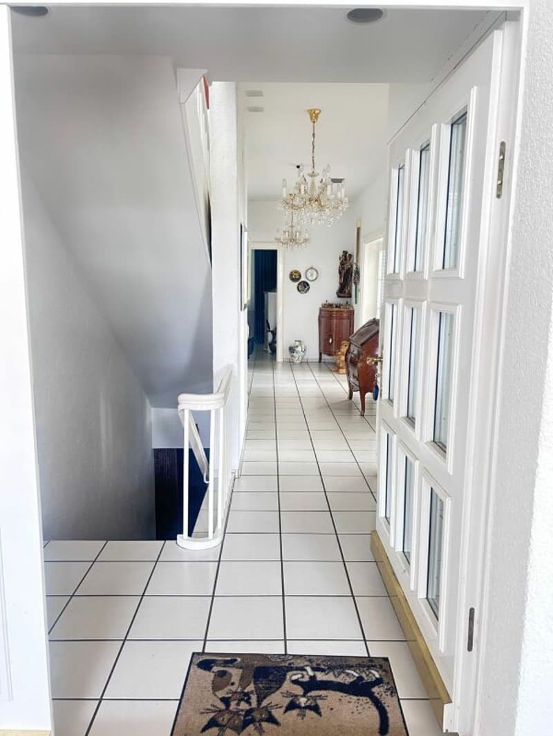 Maison unifamiliale indépendante avec jardin de style parc à louer (5)