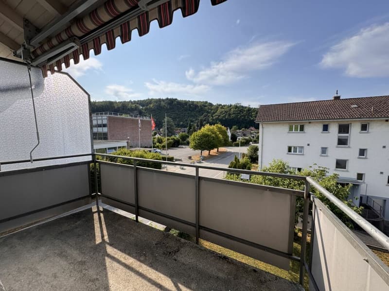 Appartement lumineux 4.0 pièces avec balcon - fraîchement rénové (9)