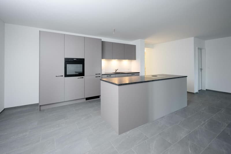 Grosszügige 4.5-Zimmer-Wohnung mit stilvollen Details (13)