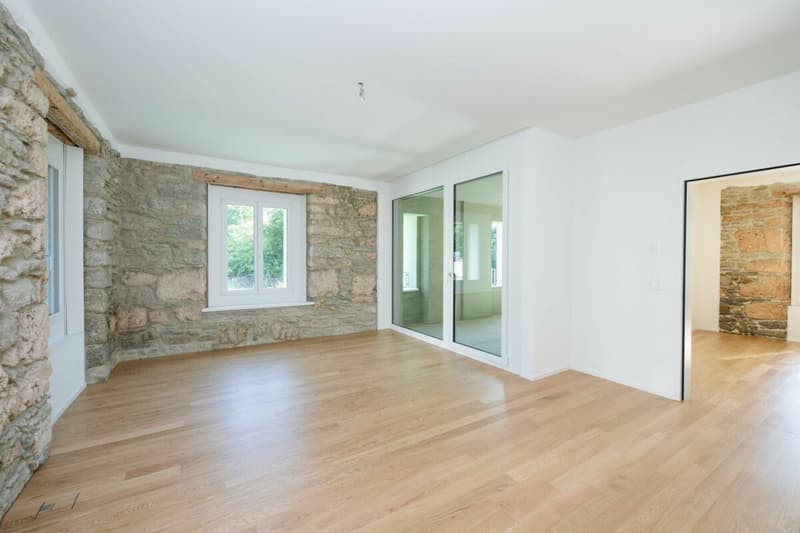 Grosszügige 4.5-Zimmer-Wohnung mit stilvollen Details (10)