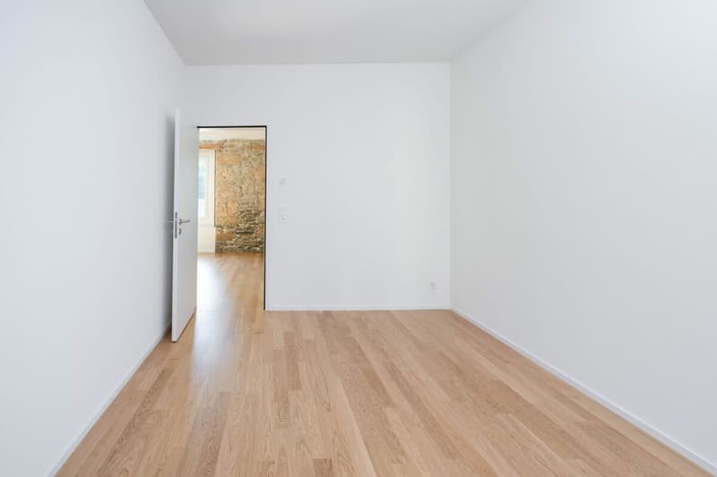 Grosszügige 4.5-Zimmer-Wohnung mit stilvollen Details (16)