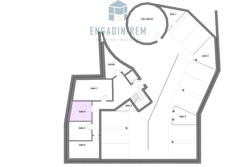 Keller und Autoeinstellplätze im Untergeschoss / Basement: cellars and parking spaces / Semiinterrato: cantine e posti auto