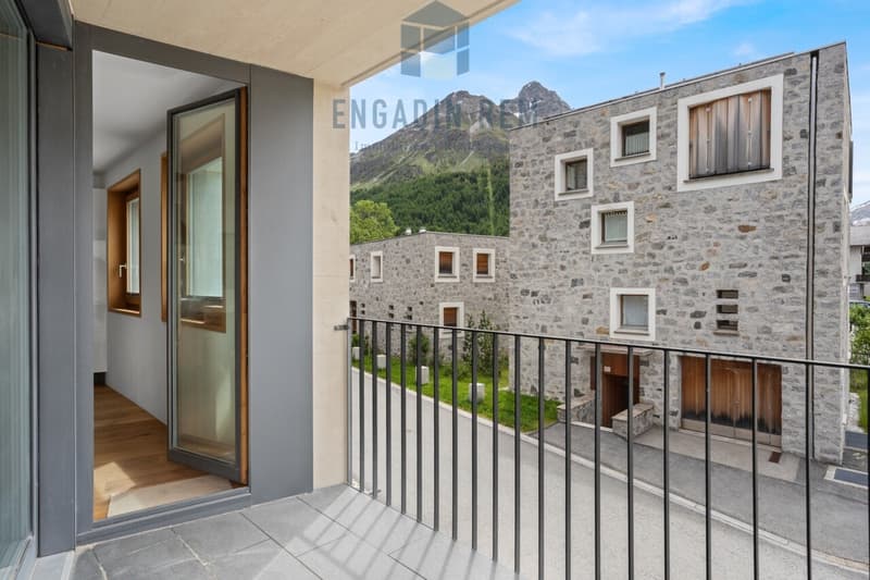 Stilvolle 4.5-Zi-Wohnung mit hochwertigem Ausbau und gedecktem Balkon (5)