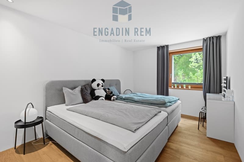 Stilvolle 4.5-Zi-Wohnung mit hochwertigem Ausbau und gedecktem Balkon (10)