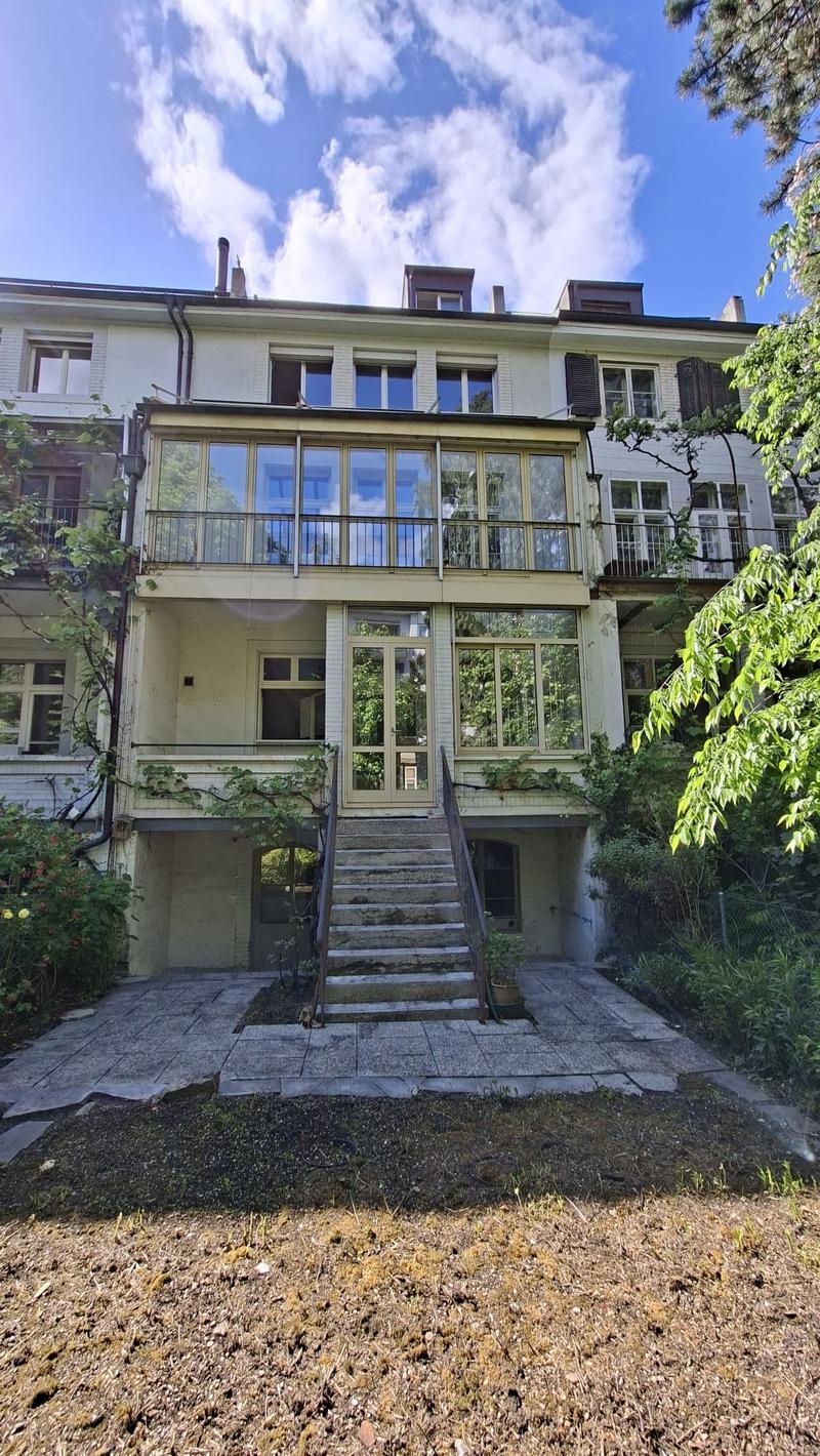 Charming semi-detached house from 1888 on Spalentorweg, Basel (1)