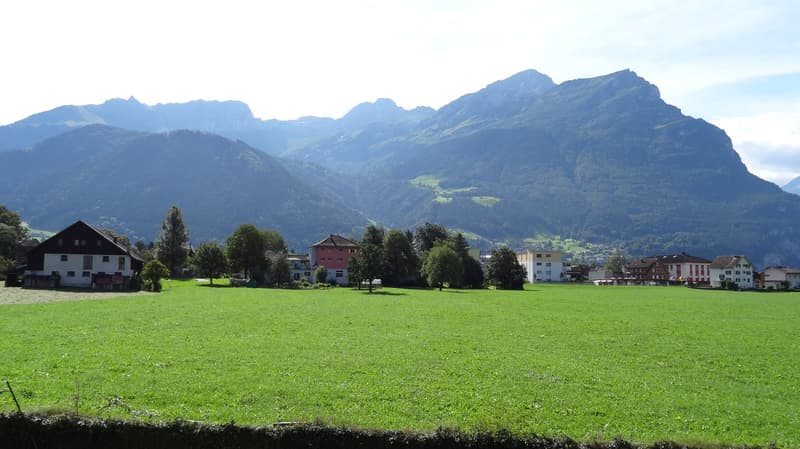 Hochwertige und helle 4.5-Zimmerwohnung an bester Lage (3)