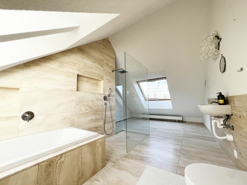 Location-vente possible - Charmant appartement-maisonnette avec style et caractère (9)