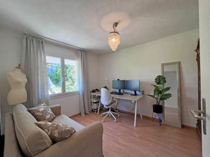 Living with Heart: Stylish Corner House in a Quiet Family Location (7)