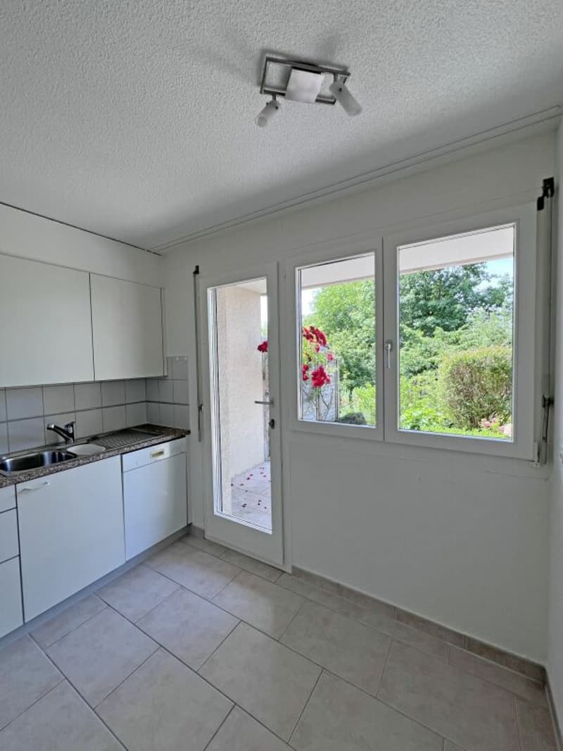 Appartamento in giardino attraente - ideale per vivere o investire (3)