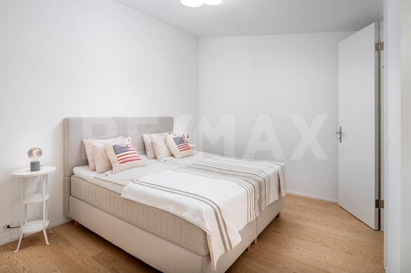 Exclusive 3.5-room attic apartment with large terrace and breathtaking mountain views (5)