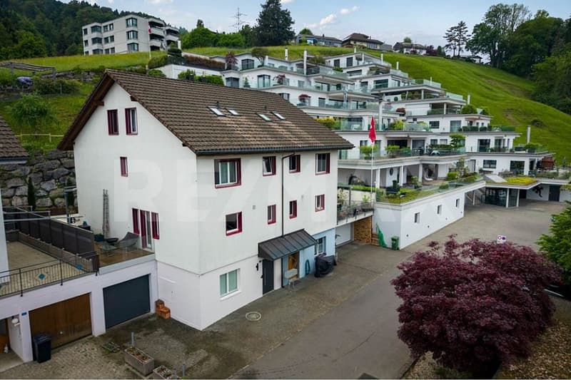 Esclusività su tre piani - Casa a schiera moderna di 6,5 locali (6)