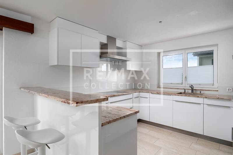 Family-friendly 5.5-room semi-detached house with garden idyll in Altendorf for sale! (8)